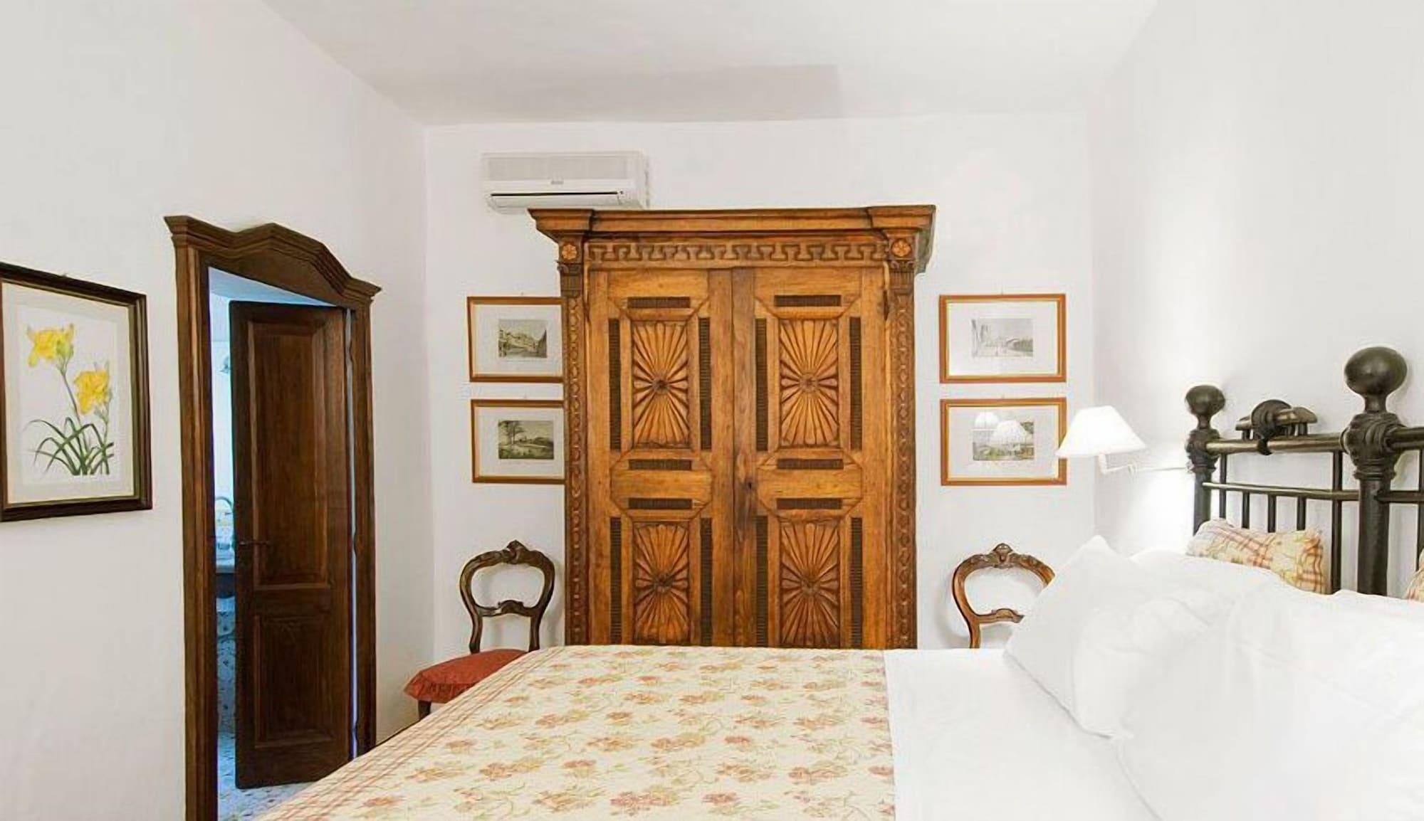 Hotel Lucrezia